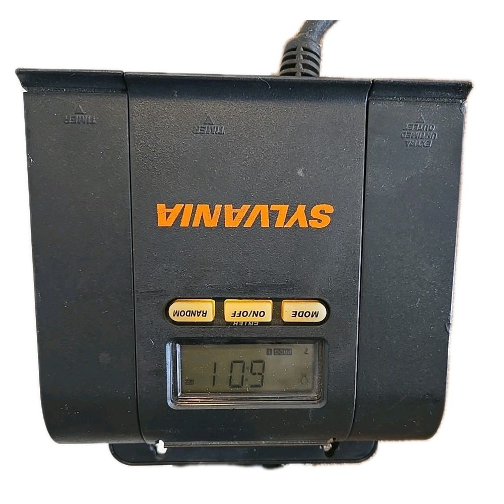 Sylvania SA 210 Outdoor Digital Timer 3-Outlet Zip-Set Pool Pump Landscape Light